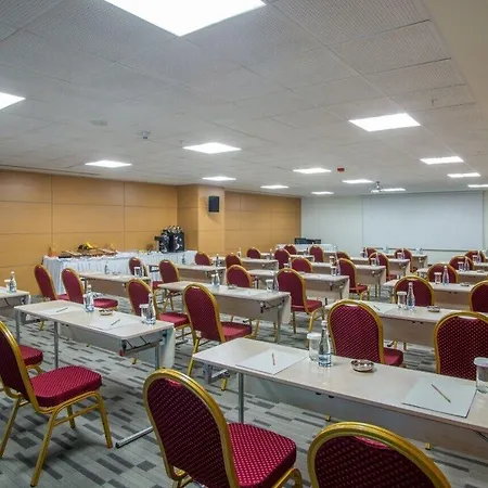 Tav Airport Hotel İzmir