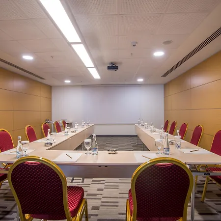 Tav Airport 4* Σμύρνη