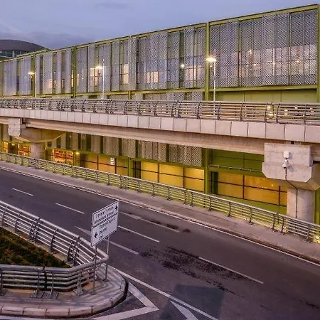 Ξενοδοχείο Tav Airport 4*