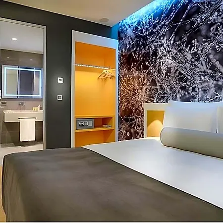 Tav Airport Hotel 4*