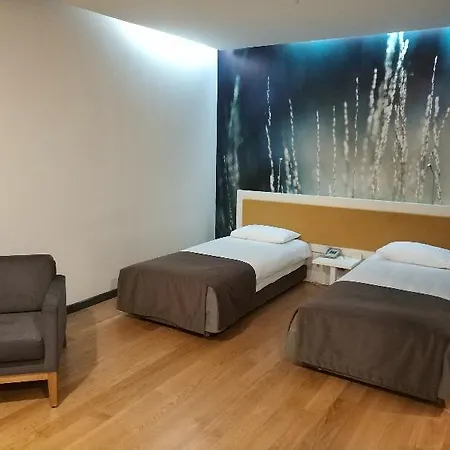 Ξενοδοχείο Tav Airport 4*