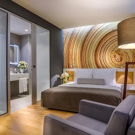 Tav Airport 4* Izmir